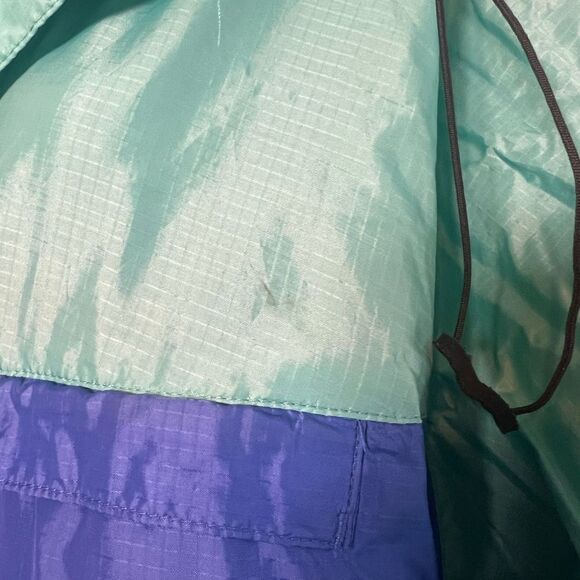 Vintage Patagonia Teal and Blue Kangaroo Pocket Windbreaker - Picture 8 of 14